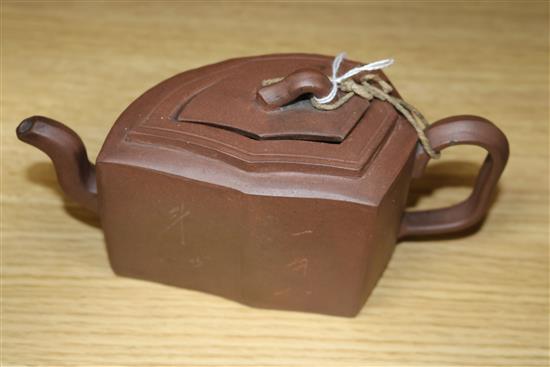 A Yixing teapot and cover length 19cm